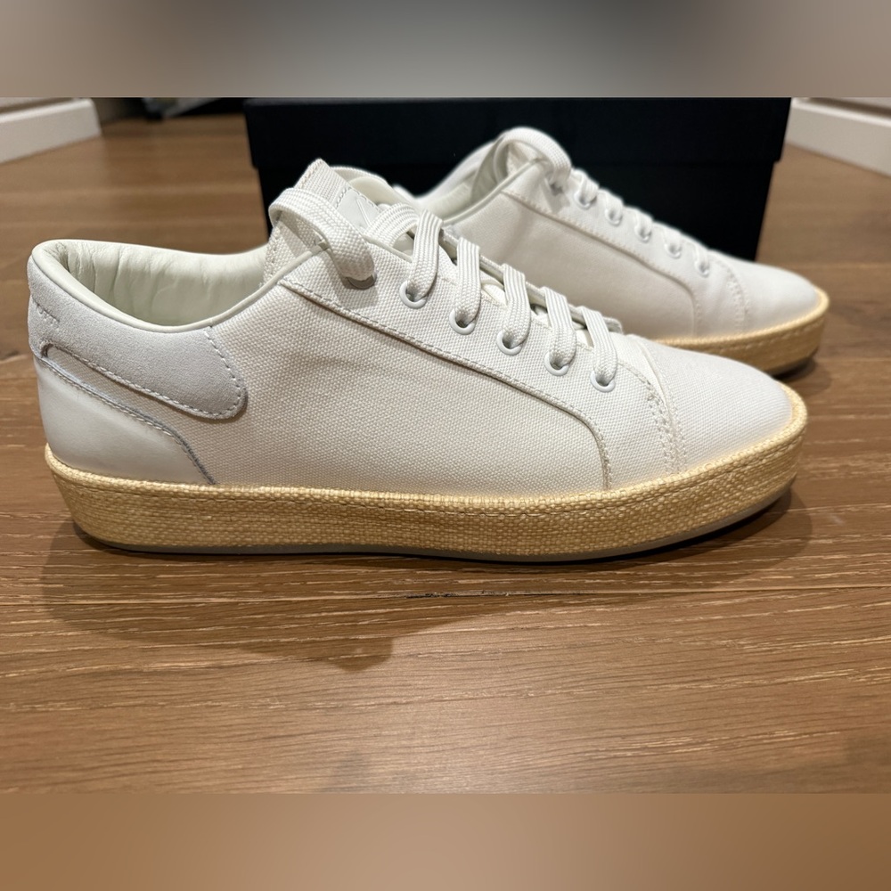 Giuseppe Zanotti White City Canvas Sneakers - like new excellent condition